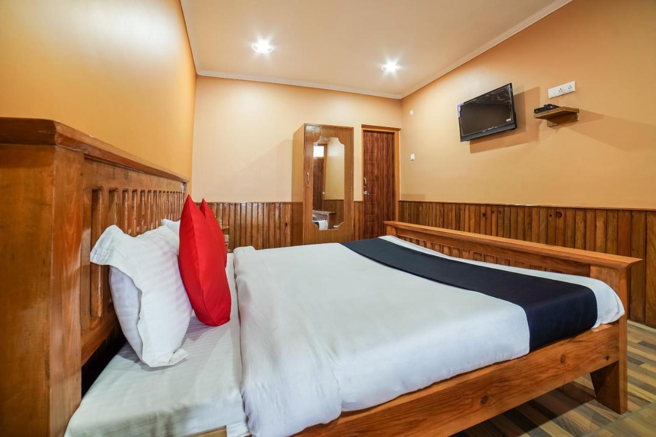 Capital O 47240 Hotel Blossom Resort Kausani Exteriér fotografie